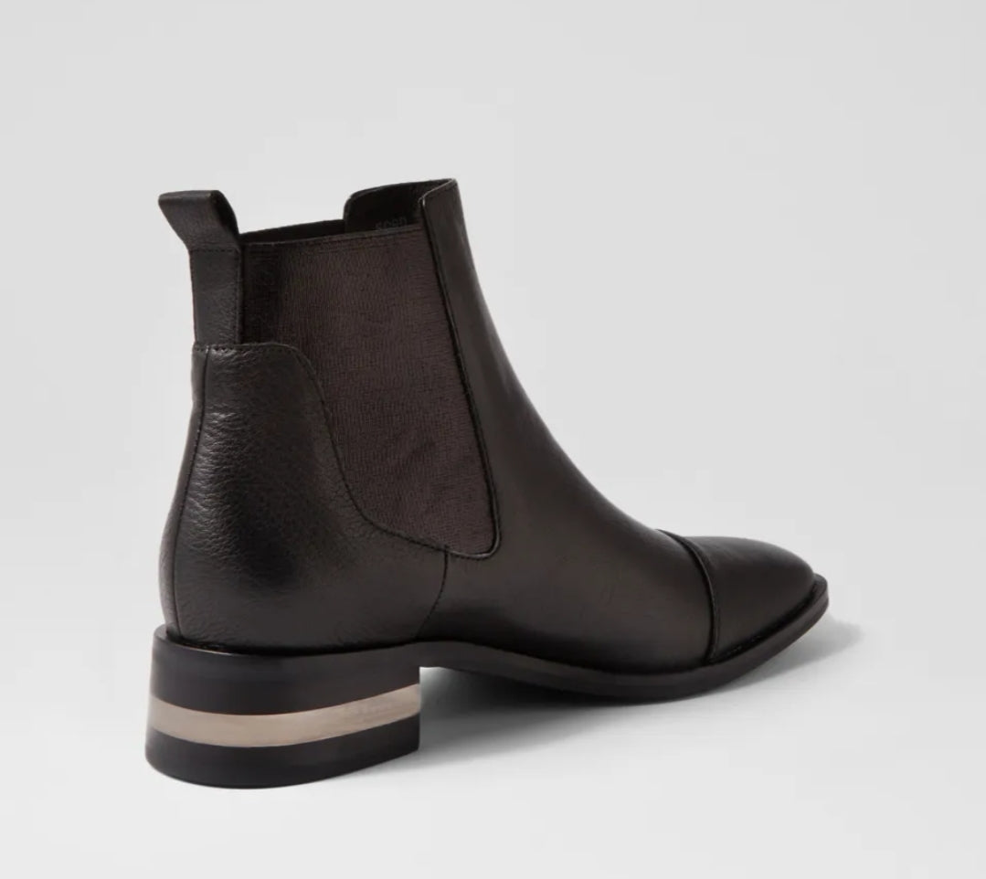 Django and Juliette Forda ankle boot