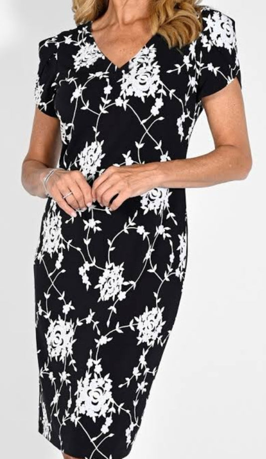 Frank Lyman black and white dress