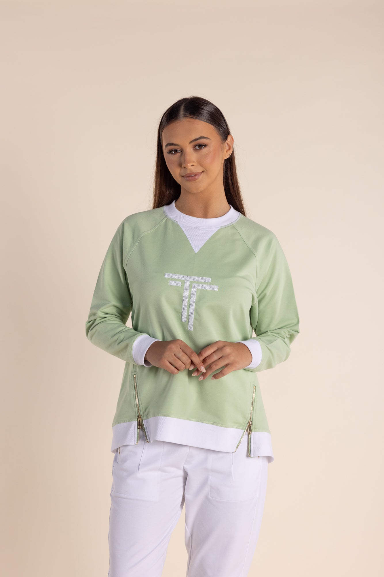 Two T's soft green/white windcheater