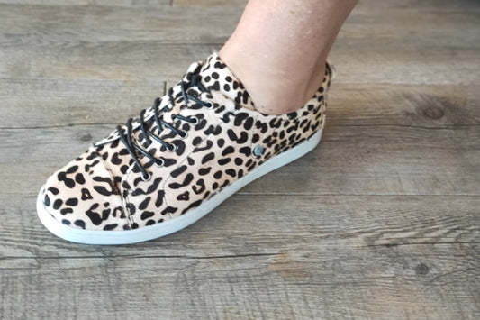 Leopard print shoe